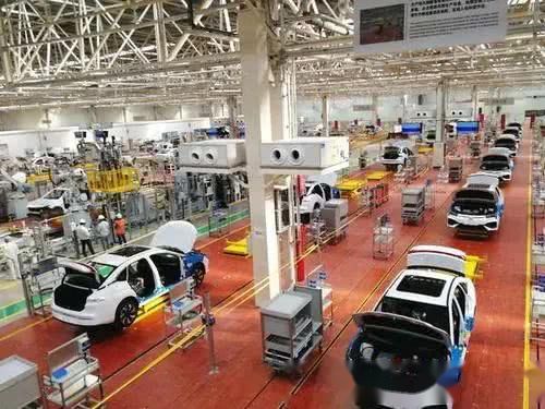 30萬級國產高端SUV，納米材料與安全之考 剛買7天就起火，市場熱度能否承受質量拷問？